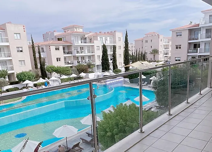 Elysia Park * Paphos