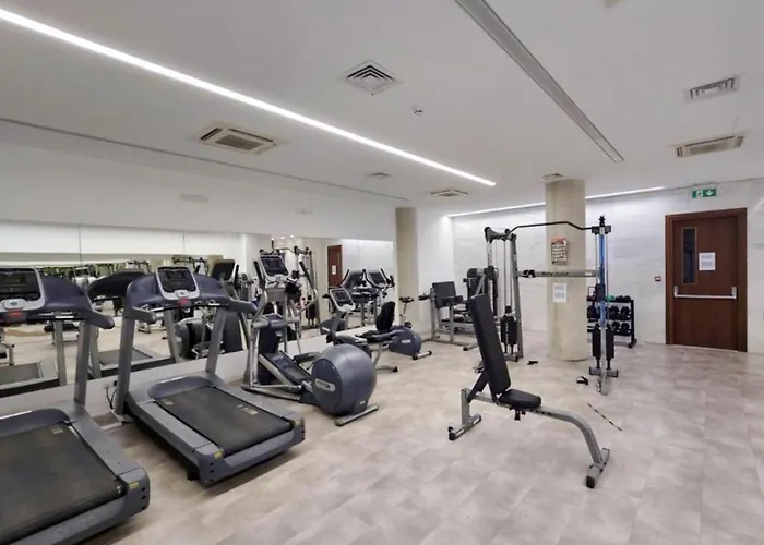 Elysia Park Apartment *